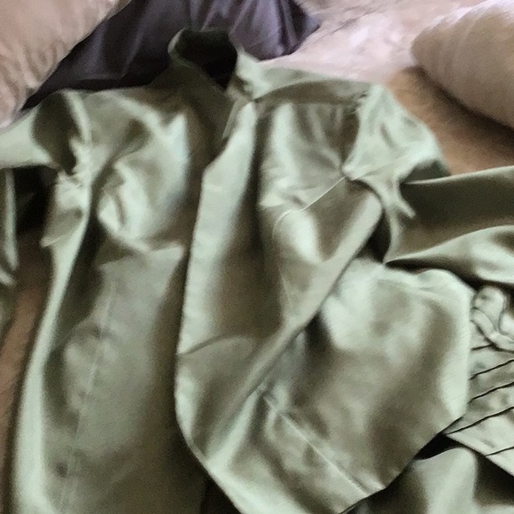 Womens 3 piece suit. - Picture 2 of 4